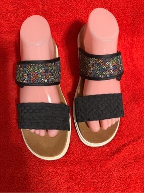 Bernie Mev Sz 40 (9) Navy Casual Sandals with Embellished Strap VGUC😊😊